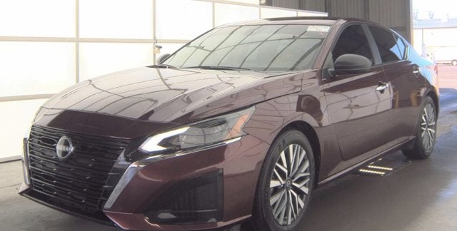 2024 Nissan Altima 2.5 SV's photo
