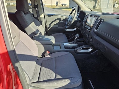 2023 Nissan Frontier SV--V6-LOW MILES- CREW CAB. 2 WHEEL DRIVE. WELL EQUIPPED