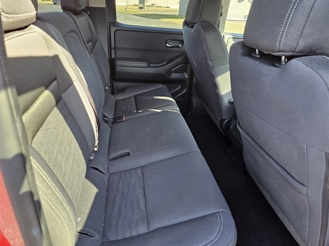 2023 Nissan Frontier SV--V6-LOW MILES- CREW CAB. 2 WHEEL DRIVE. WELL EQUIPPED