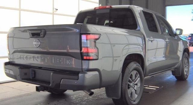 2025 Nissan Frontier SV-LOW MILES--THATS RIGHT, 553 MILES!!