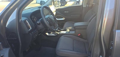 2025 Nissan Frontier SV-LOW MILES--THATS RIGHT, 553 MILES!!
