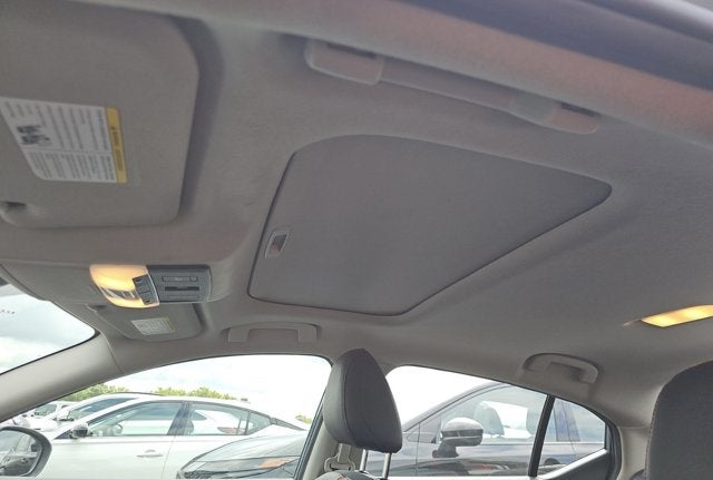 2025 Nissan Sentra SR--SUNROOF--LOW MILES--WELL EQUIPPED