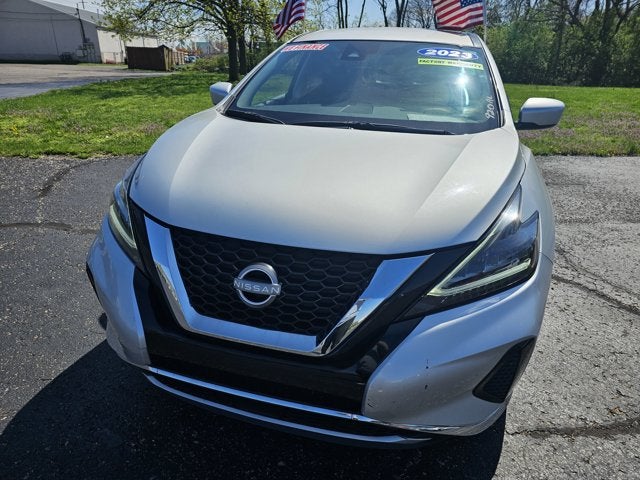 2023 Nissan Murano S--keyless Entry, Back Up Camera And Push Button Start.