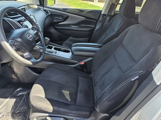 2023 Nissan Murano S--keyless Entry, Back Up Camera And Push Button Start.