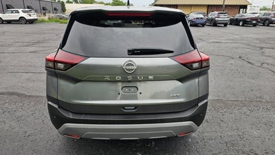 2023 Nissan Rogue $20,000.--ALL WHEEL DRIVE