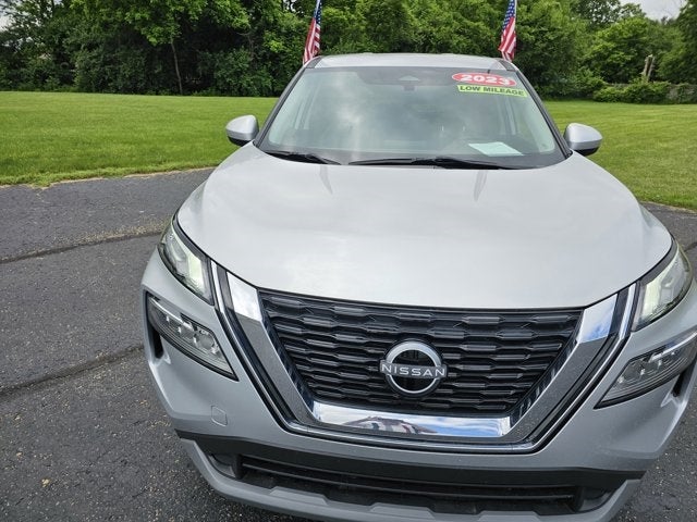 2023 Nissan Rogue SV-LOW MILES-Back Up Camera, Keyless Entry And Remote Start