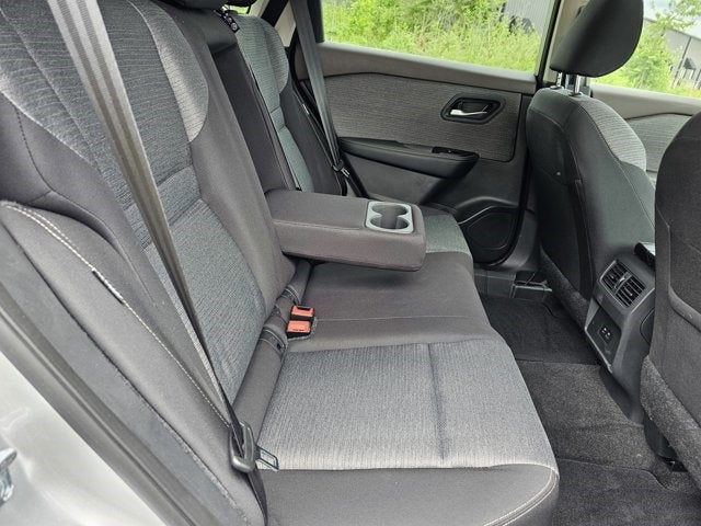 2023 Nissan Rogue SV-LOW MILES-Back Up Camera, Keyless Entry And Remote Start