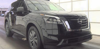 2025 Nissan Pathfinder S--3RD ROW SEATING--LOW , LOW MILES