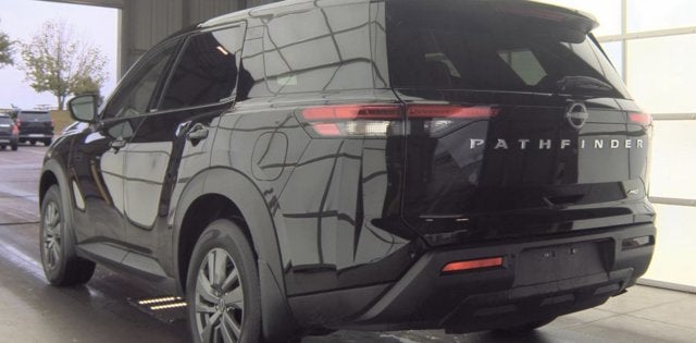 2025 Nissan Pathfinder S--3RD ROW SEATING--LOW , LOW MILES