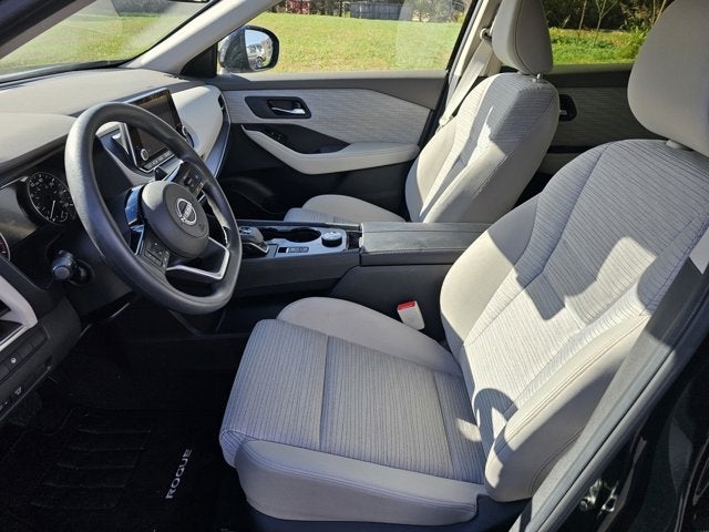 2023 Nissan Rogue SV--ALL WHEEL DRIVE-LOW, LOW MILES