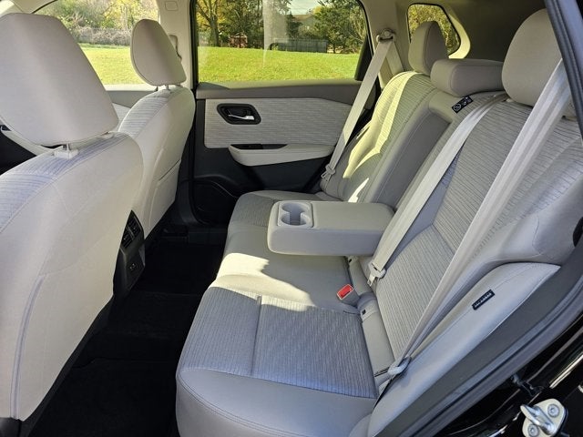 2023 Nissan Rogue SV--ALL WHEEL DRIVE-LOW, LOW MILES